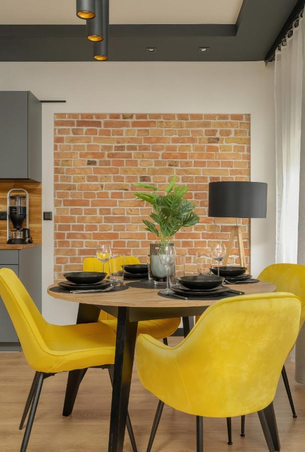 Komeda Apartment Hidden In Poznan Old Town By Noclegi Renters Exterior photo