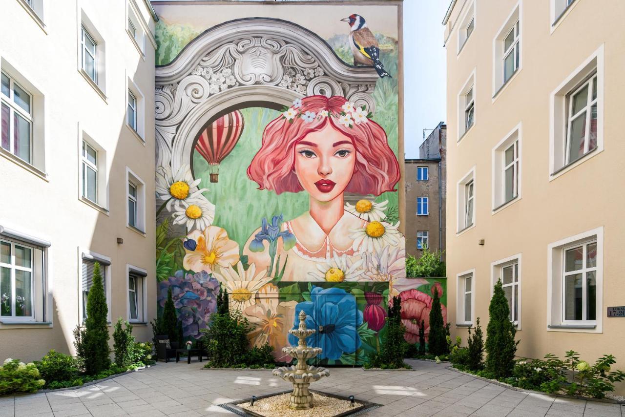 Komeda Apartment Hidden In Poznan Old Town By Noclegi Renters Exterior photo