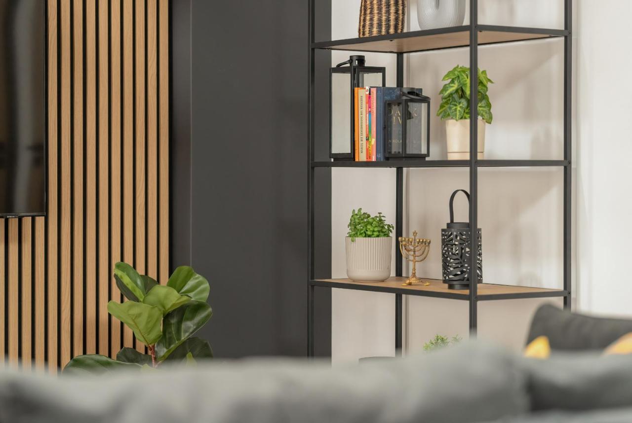Komeda Apartment Hidden In Poznan Old Town By Noclegi Renters Exterior photo